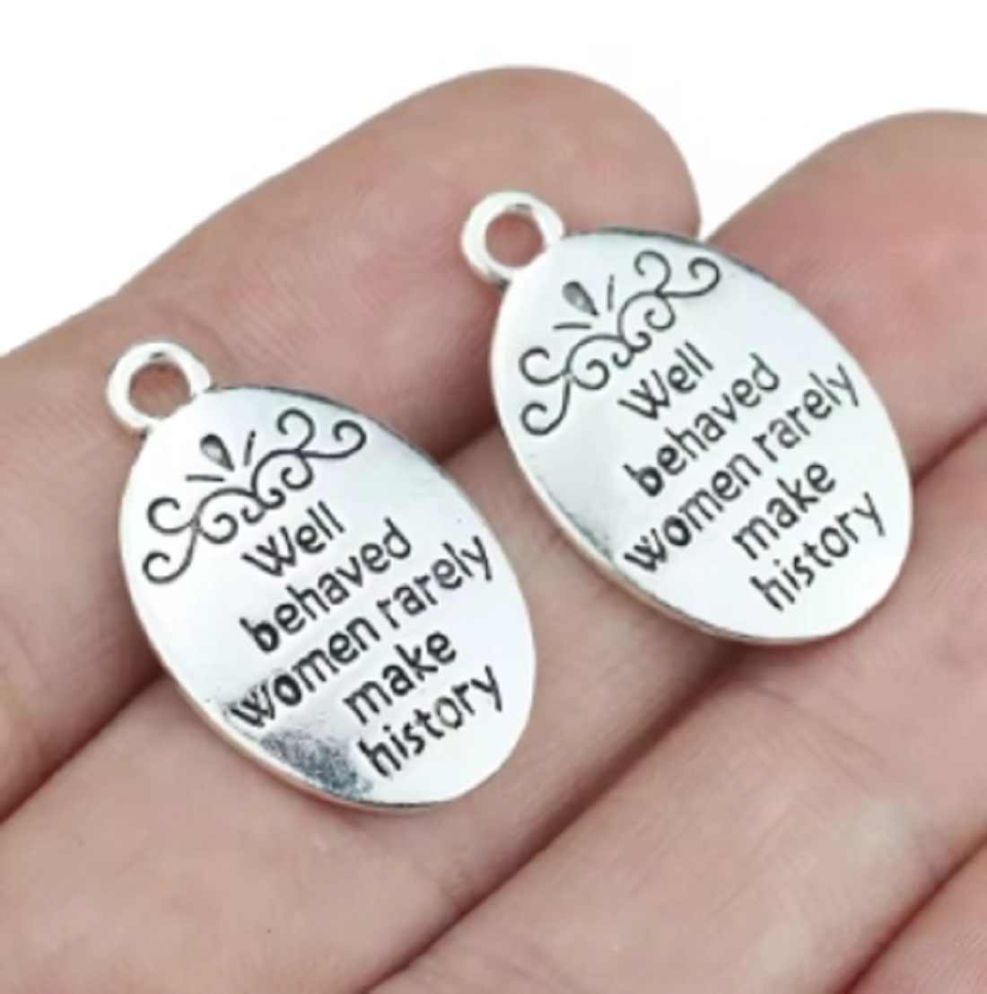 Jewelry Making The Well - Breloques ovales en forme de lettre